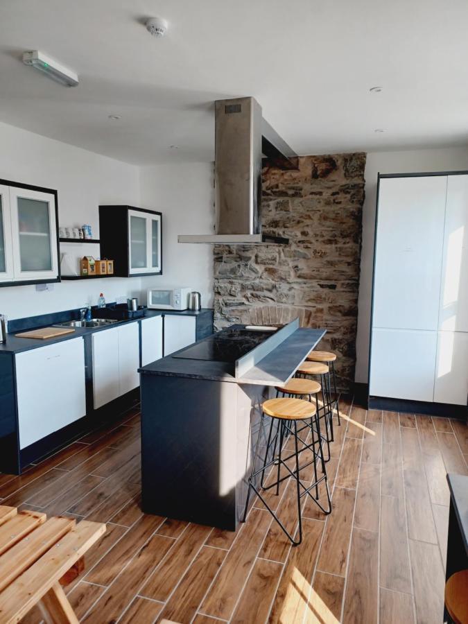Voyage Hostel - Ensuite Family Rooms With Shared Kitchen Douglas Exterior photo